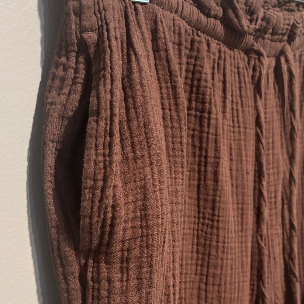 Relaxed Drawstring Pants - Picture 6 of 7
